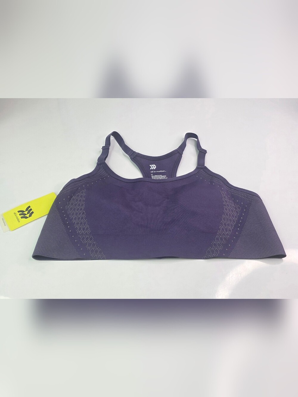 Women's High Support Seamless Bonded Bra All in Motion Amethyst Size M NWT.